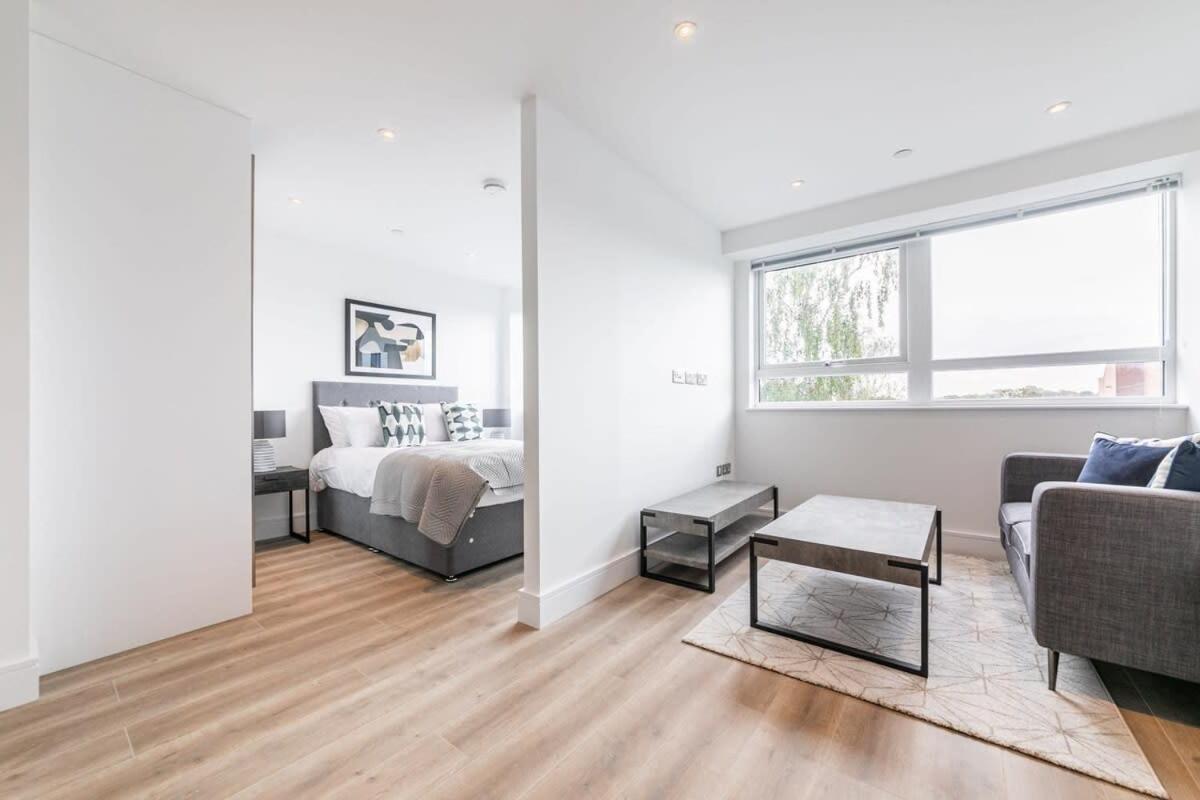 Apartment Bright And Modern In *